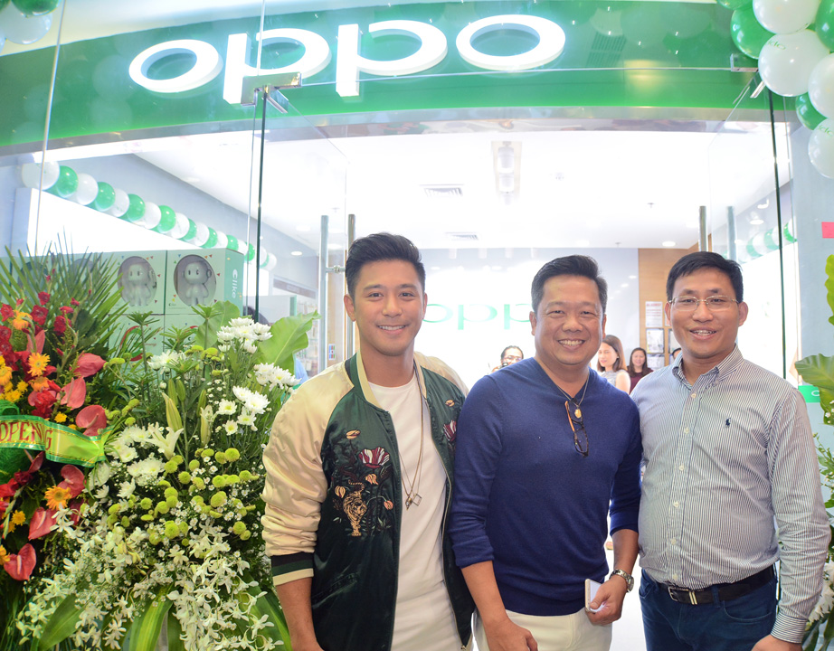 oppo-ayala-center-cebu-photos_web-friendly-size-3