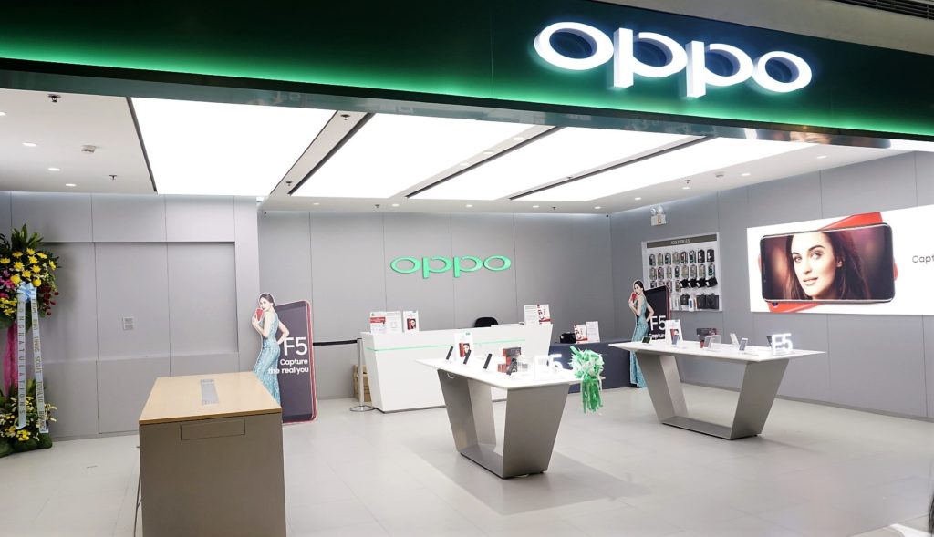 oppo-north-edsa-concept-store